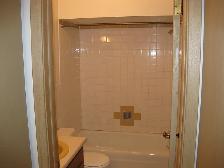 2114 Allen Blvd — Photo 36