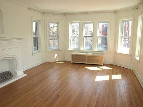 2nd image of 8832 S Dante Ave #2