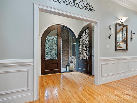 5th image of 1609 Shimron Ln