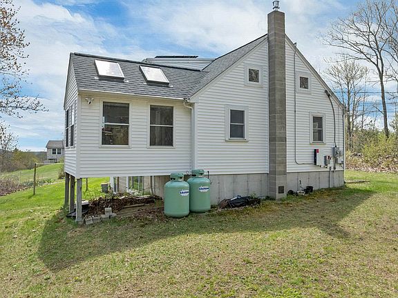 4th image of 156 Branch Hill Road