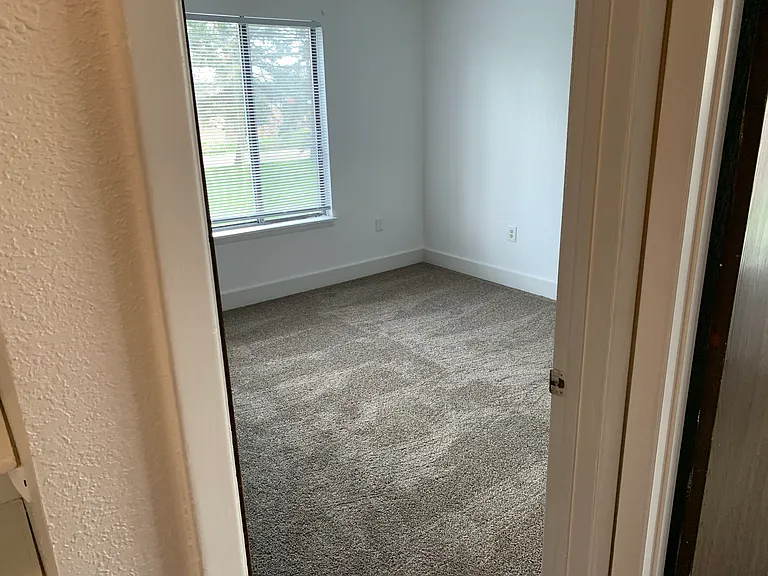 3010 W Dr S #3 — Photo 3