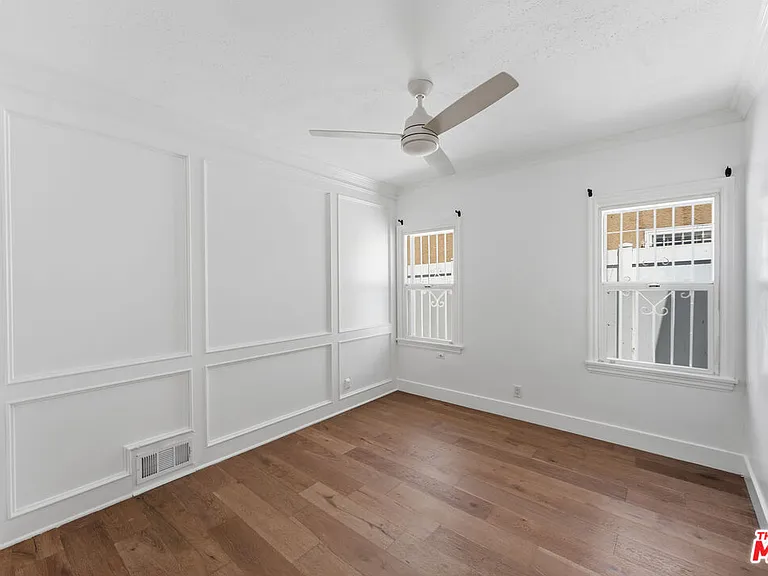 537 N Poinsettia Pl — Photo 18