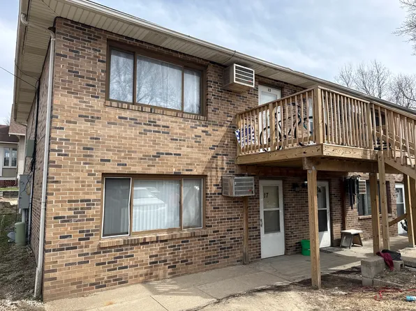 1510 24th St APT 17, Sioux City, IA 51104