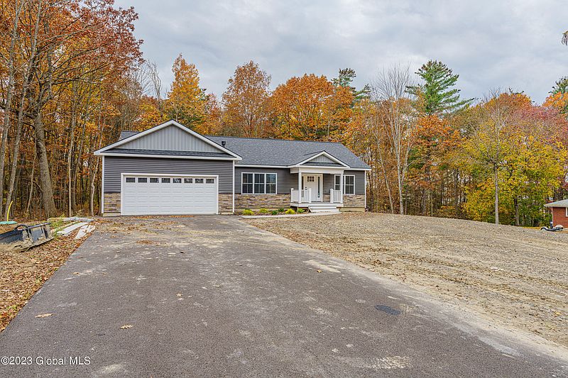 3rd image of 70 Smith Road