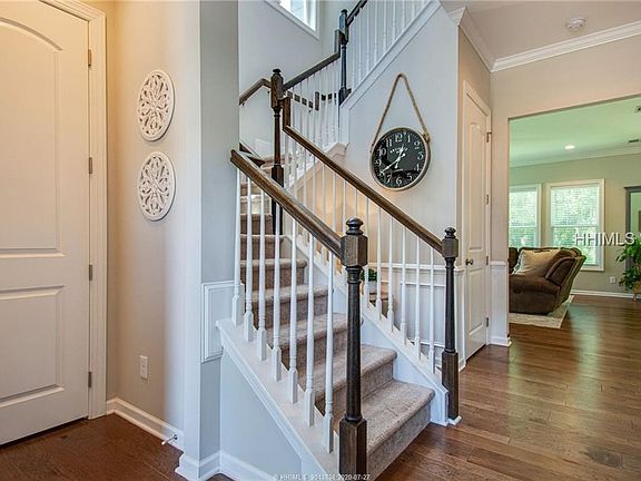 4th image of 19 Creekstone Dr