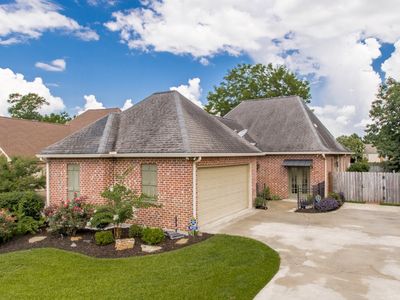 10131 Hillmont Ave, Baton Rouge, LA, 70810