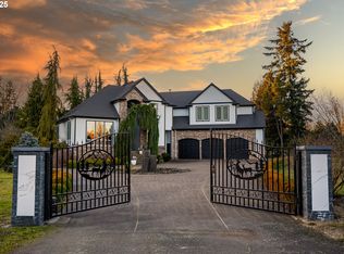 16955 S Clackamas River Dr, Oregon City, OR 97045