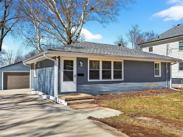 1922 E 29th St, Des Moines, IA 50317