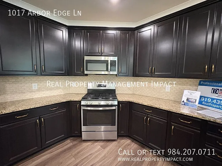 1017 Arbor Edge Ln — Photo 12