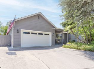 1786 Brookhurst Way, Grants Pass, OR 97527