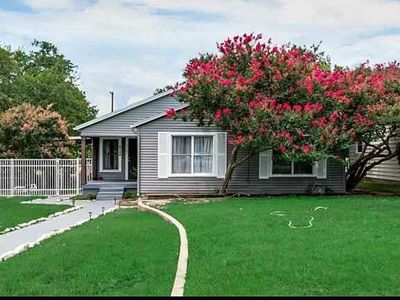 2109 W Lotus Ave, Fort Worth, TX, 76111