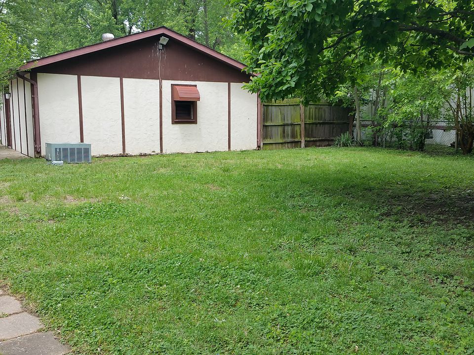 1st image of 229 Mylaun Dr