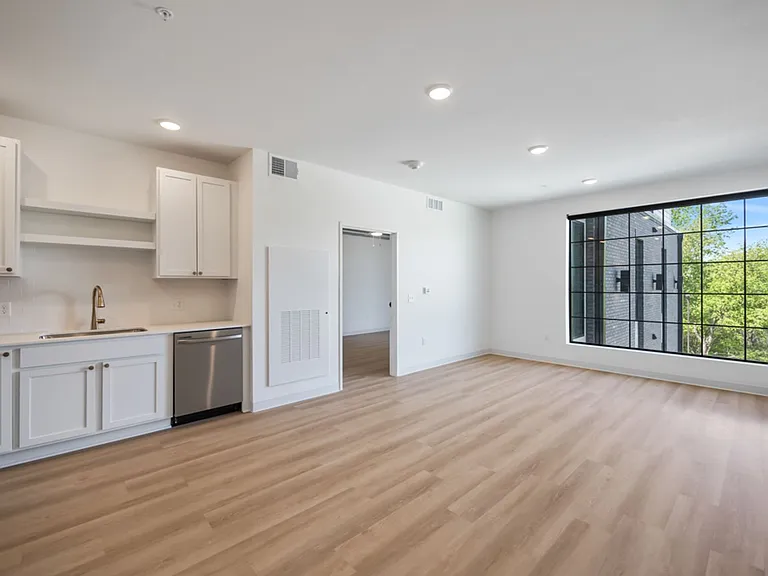 West Light Apartments - Brand New — Photo 110