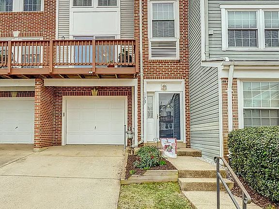 2nd image of 11707 Tumbrel Ct