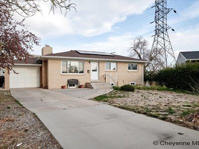 109 Columbus Dr, Cheyenne, WY, 82007