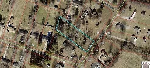 2nd image of 211 Stiles Rd