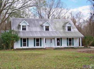 8404 Shady Bluff Dr, Baton Rouge, LA 70818