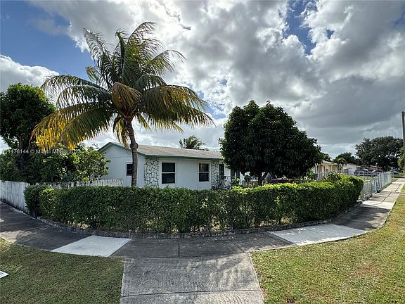 3rd image of 3460 NW 196th Ln