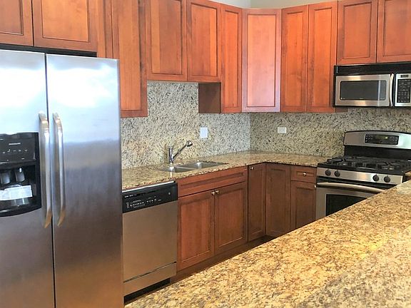 5th image of 1606 N New England Ave APT 3