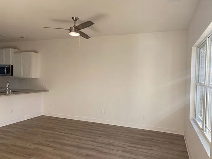 418 Falls Pointe — Photo 5