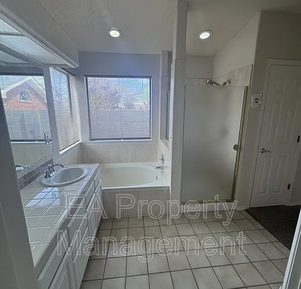 11606 Herman Roser Ave SE — Photo 12