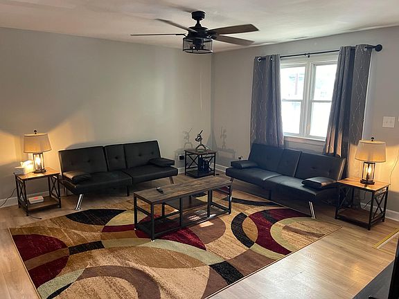 3rd image of 1428 S Hancock St