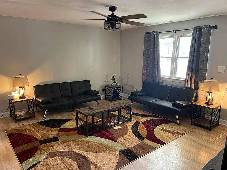 1428 S Hancock St — Photo 3