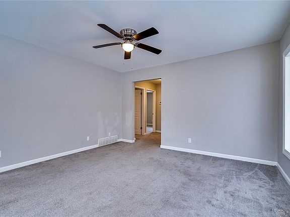 4th image of 5514 Barrett Dr