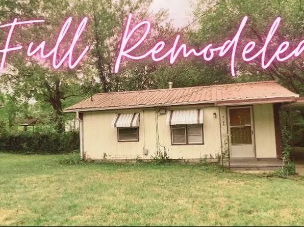 3145 N Howard Avenue, Springfield, MO 65803