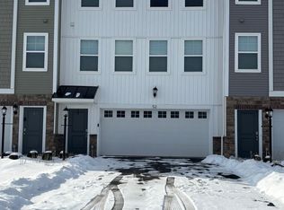 52 Hawthorne Dr, Washington, PA 15301