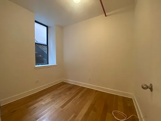 Rented by Dream Space Realty | media 22