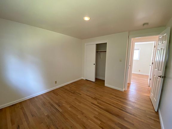 5th image of 429 166th Ave SE