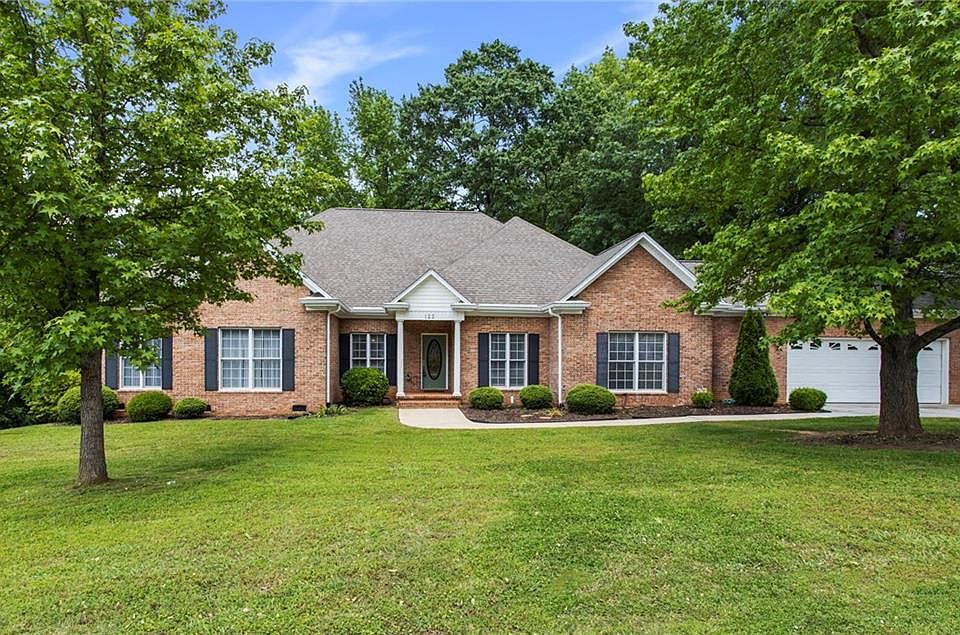 122 Whispering Forest Ln, Woodruff, SC 29388 Zillow