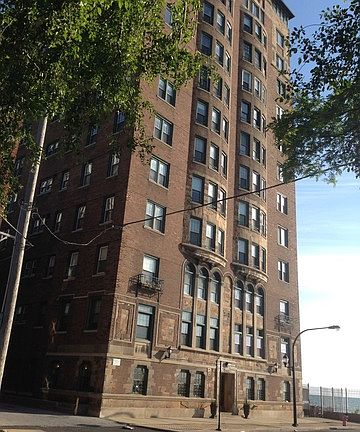 2nd image of 2666 E 73rd St APT 11E