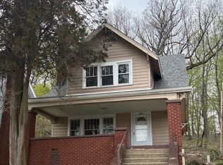 378 Trigonia Dr, Akron, OH 44302