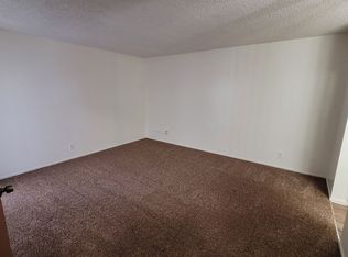 5802-5808 W Robinwood Ave #5804, Visalia, CA 93291