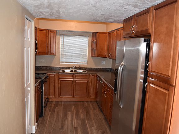 5th image of 1107 Edith Dr