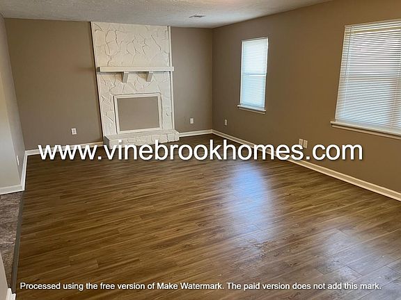 2nd image of 2258 Basswood Dr
