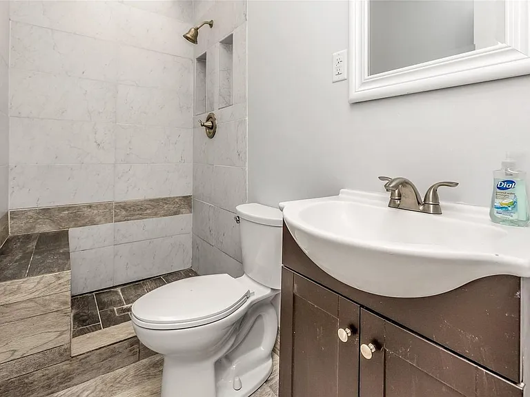 1017 Old Town Rd — Photo 5