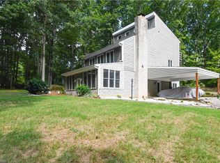 189 Country Oaks Ln, Summerfield, NC 27358