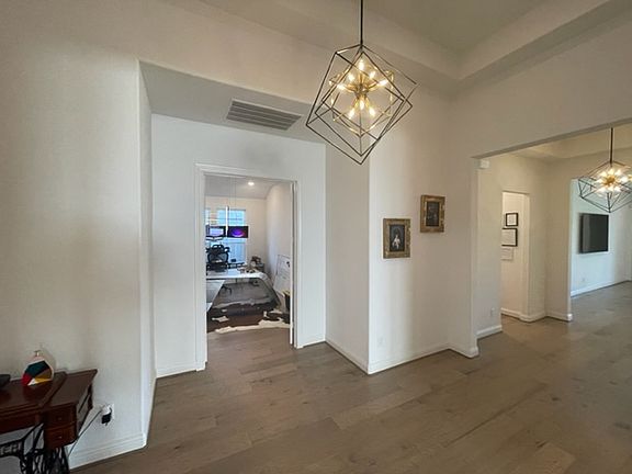 5th image of 1719 Delta Oaks Dr