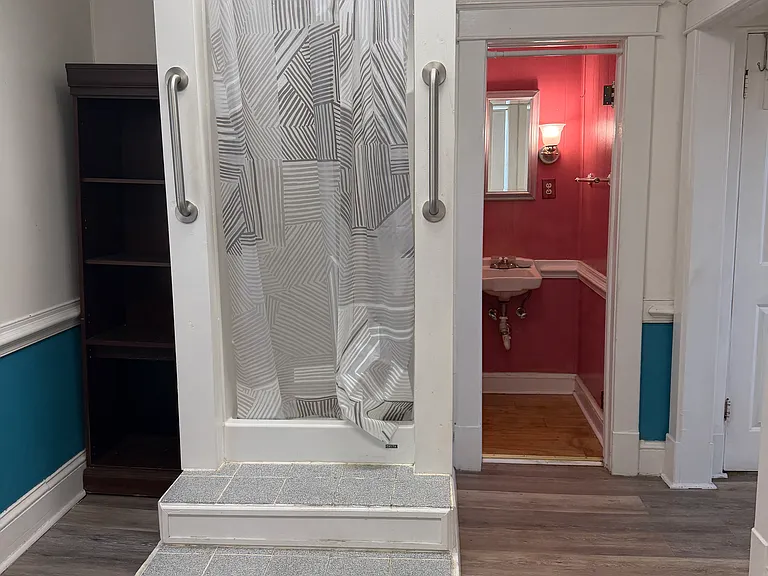 5000 Portsmouth Blvd #7 — Photo 9