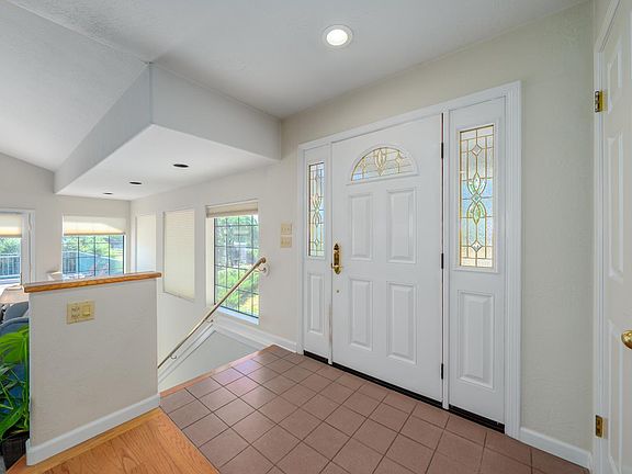 4th image of 1519 Mcmahon Road