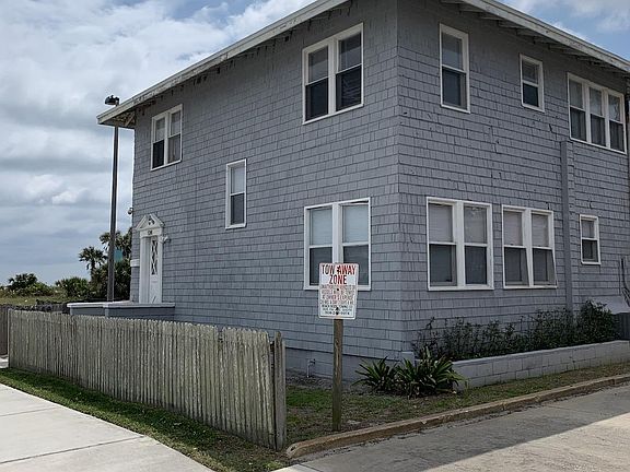 4th image of 104 1st Ave S