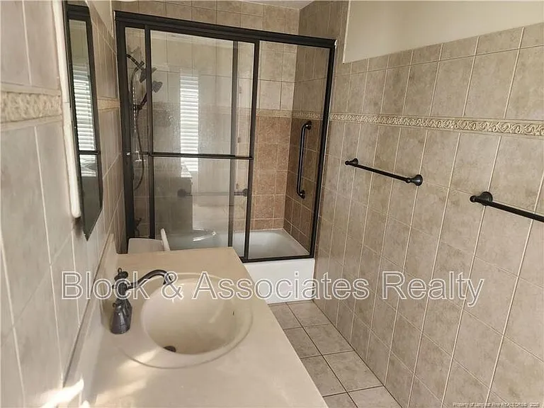 3460 McChoen Dr — Photo 10