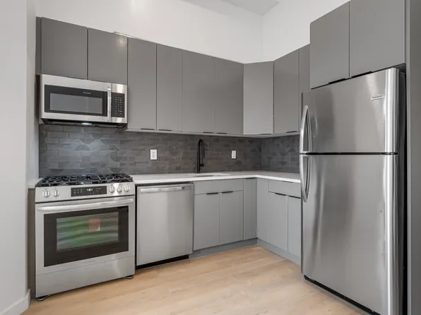 234 N 12th St APT 2R, Brooklyn, NY 11211