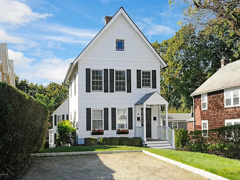 6 Farley St #A — Photo 1