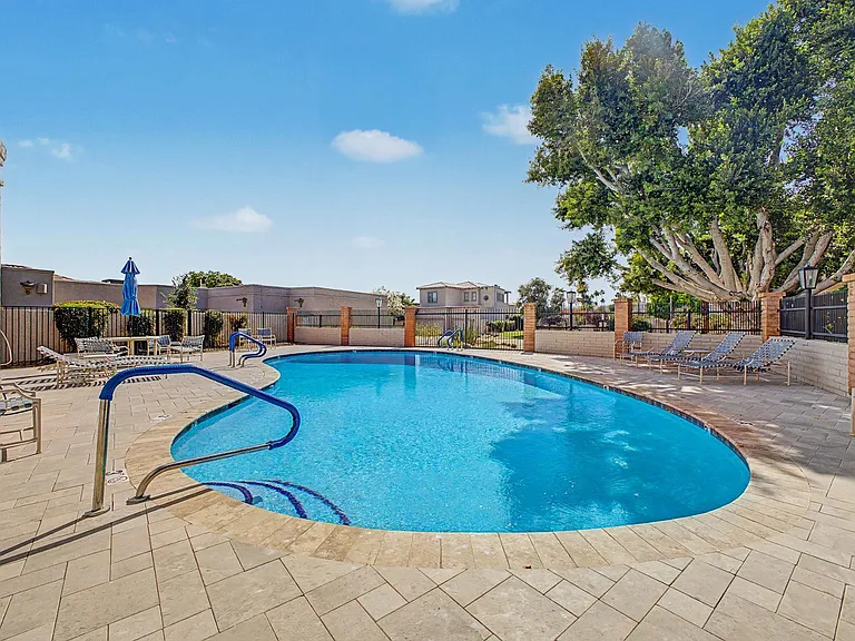 8407 E Del Camino Dr — Photo 34
