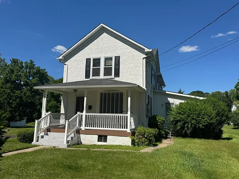 1131 Trewellyn Ave — Photo 4