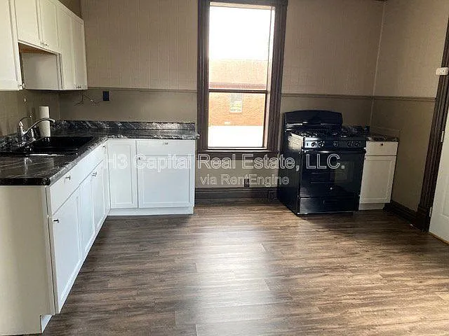 2108 Washington Ave #C — Photo 11